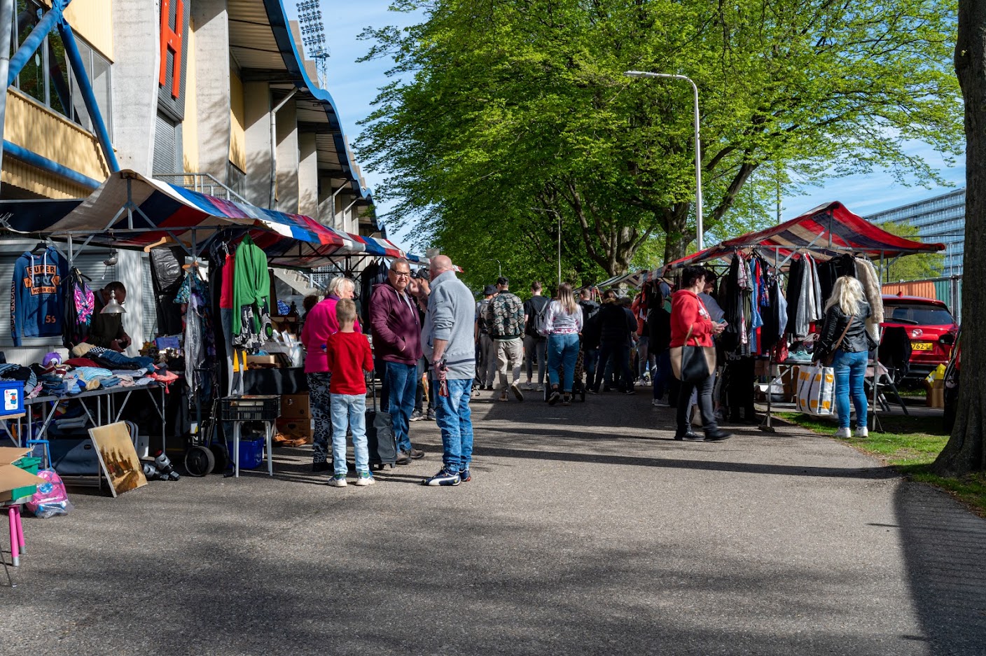 XXL Vlooienmarkt op zondag 6 september bij het Nac-stadion te Breda